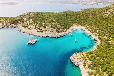 Kızılburun Koyu